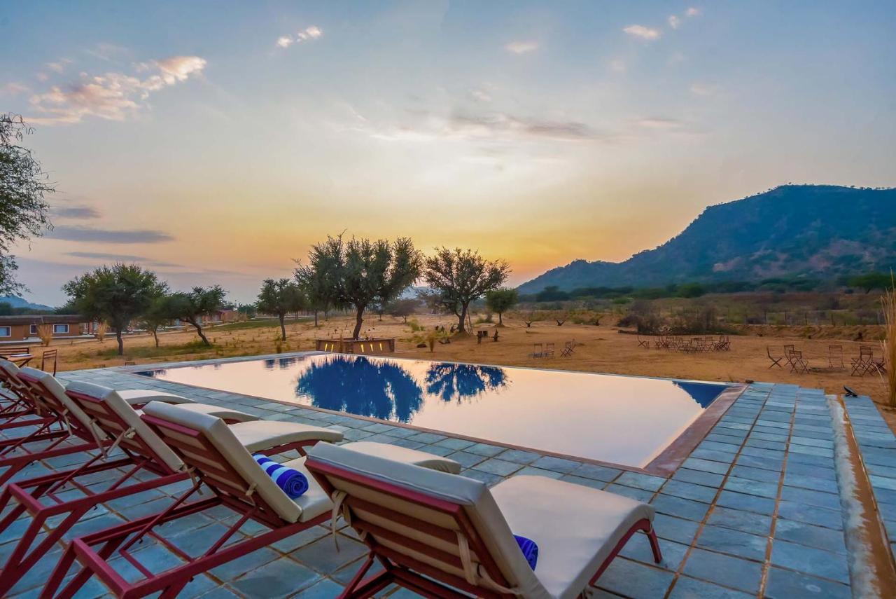 Hotel Camp Lands End Pushkar Esterno foto