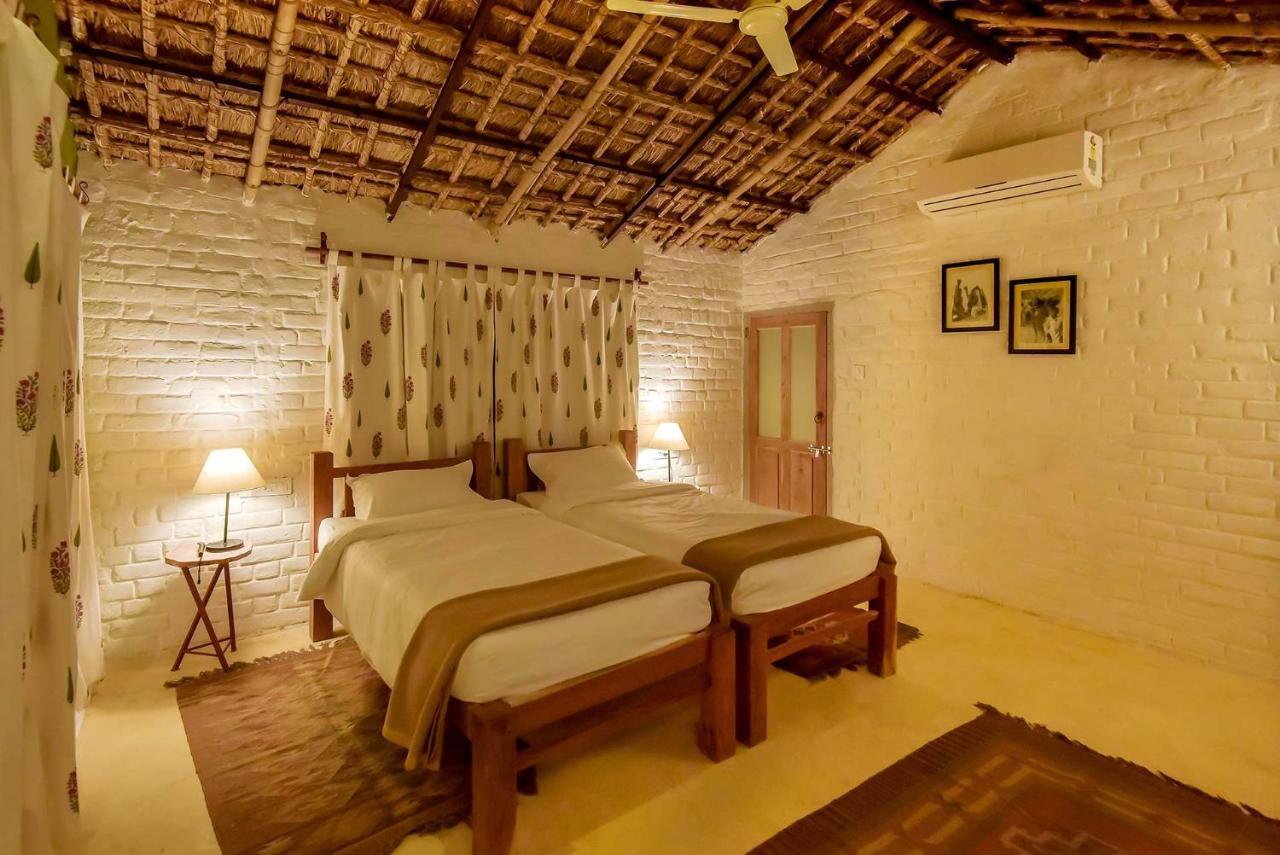 Hotel Camp Lands End Pushkar Esterno foto