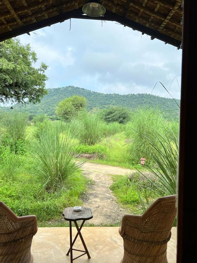 Hotel Camp Lands End Pushkar Esterno foto