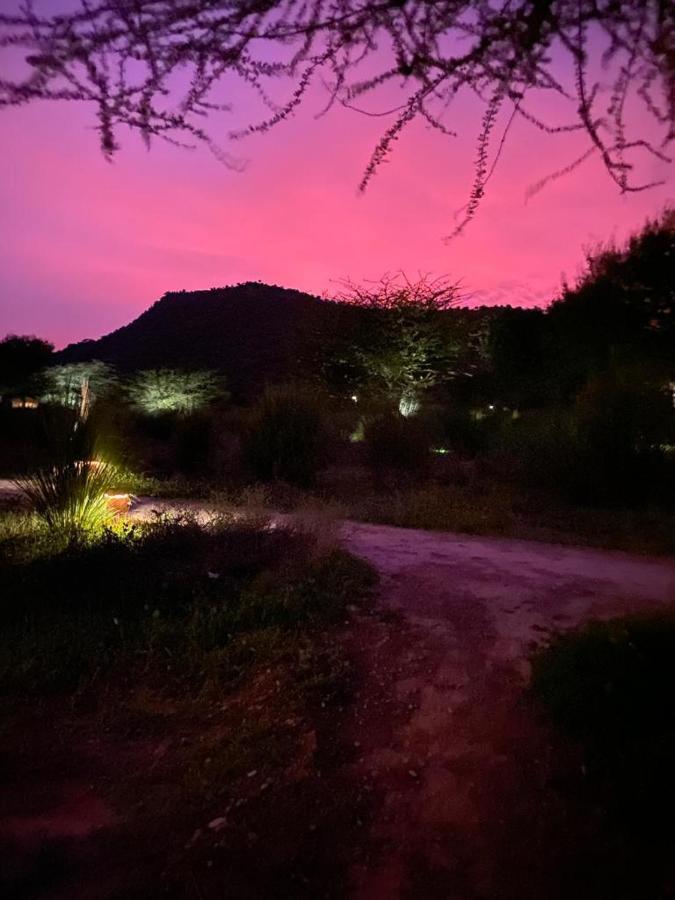 Hotel Camp Lands End Pushkar Esterno foto