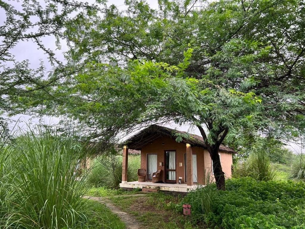 Hotel Camp Lands End Pushkar Esterno foto