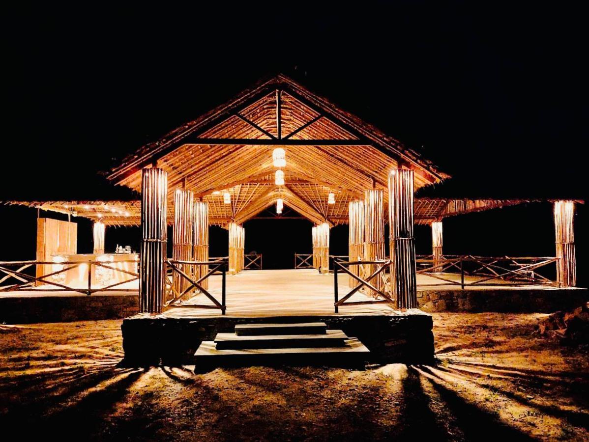 Hotel Camp Lands End Pushkar Esterno foto
